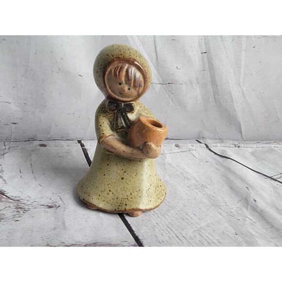 Vintage UCTCI Japanese Stoneware Girl Holding Planter Bud Vase Figurine 4inches - Picture 1 of 6
